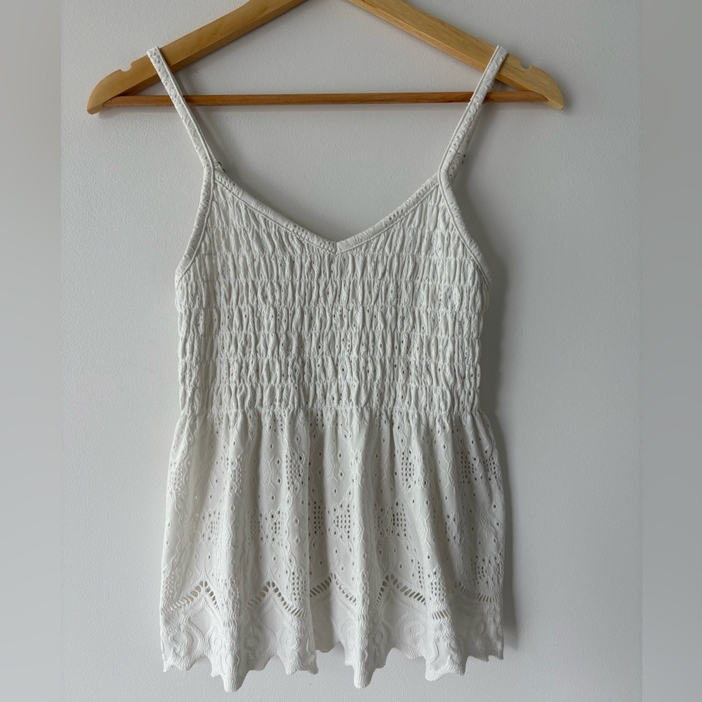 Elegant White Lace Women’s Top, Size Small